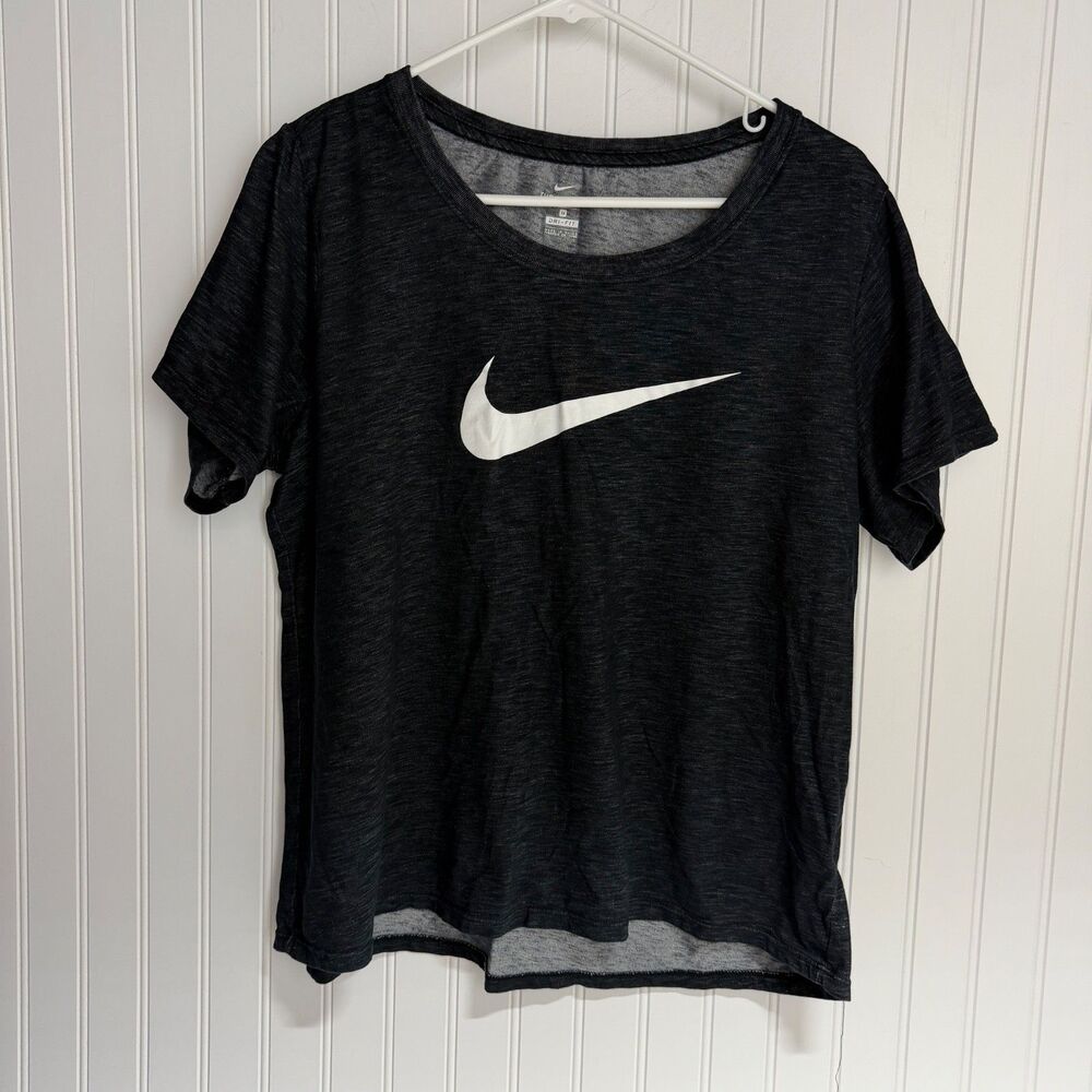 Women's 1X Nike Athletic Cut Basic Short Sleeve Solid Gray T-Shirt